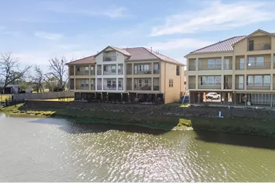 41 Armand Shore Drive, Pasadena, TX 77058 - Photo 1