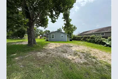 6914 Radcliffe Street, Houston, TX 77091 - Photo 2