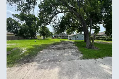 6914 Radcliffe Street, Houston, TX 77091 - Photo 4