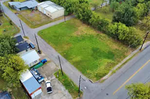 2516 Brewster St, Houston, TX 77026 - Photo 1