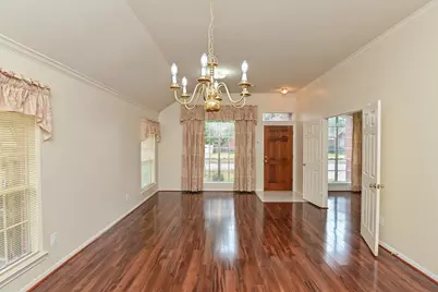 12227 Meadowglen Drive, Meadows Place, TX 77477 - Photo 4