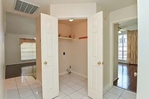 12227 Meadowglen Dr, Meadows Place, TX 77477 - Photo 28