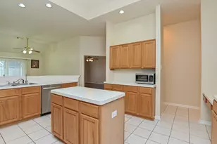 12227 Meadowglen Dr, Meadows Place, TX 77477 - Photo 10