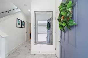 1910 Fletcher St, Houston, TX 77009 - Photo 6