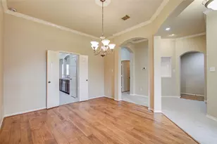 17618 Riata Manor Ln, Cypress, TX 77433 - Photo 10