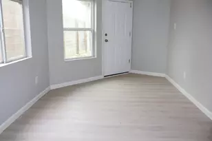 7515 Bayway Dr, Baytown, TX 77520 - Photo 2