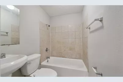 8018 Sharondale Drive, Houston, TX 77033 - Photo 12