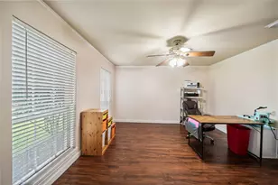 600 Hampton Hall Ln, Conroe, TX 77302 - Photo 16