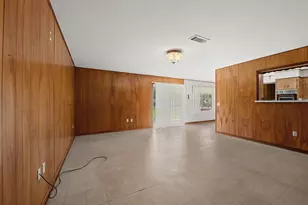 519 Dan St, East Bernard, TX 77435 - Photo 12