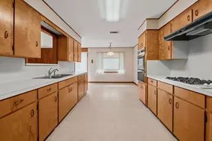 519 Dan St, East Bernard, TX 77435 - Photo 8