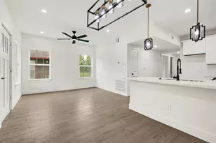 430 Rhode Island St, Houston, TX 77029 - Photo 2