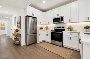 430 Rhode Island St, Houston, TX 77029 - Photo 8