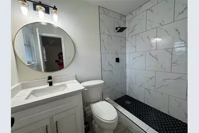 6523 Glen Rock Drive, Houston, TX 77087 - Photo 10