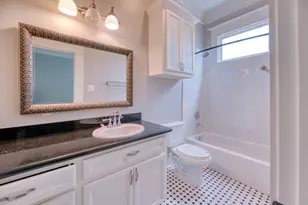426 W 25th St, Houston, TX 77008 - Photo 22