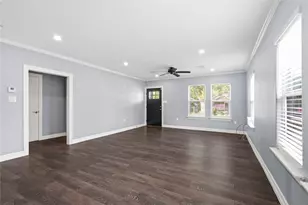 531 Woolworth St, Houston, TX 77020 - Photo 12