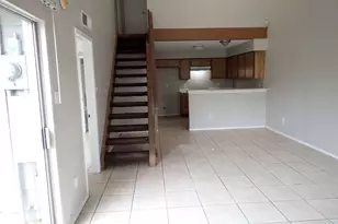 6383 Dryad Dr, Houston, TX 77035 - Photo 2