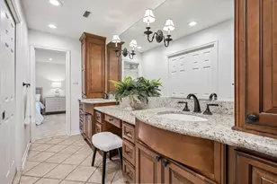 13311 St Marys Ln, Houston, TX 77079 - Photo 20