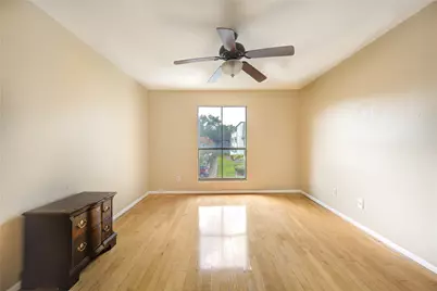 3055 Walnut Bend Lane #21, Houston, TX 77042 - Photo 14
