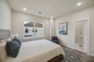 6346 Paddington Bnd Dr, Houston, TX 77008 - Photo 16