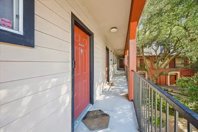 1620 Elgin Street #9, Houston, TX 77004 - Photo 2