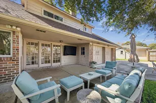 10722 Valley Forge Dr, Houston, TX 77042 - Photo 20