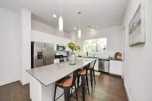 4810 Martin Oaks Ln, Houston, TX 77018 - Photo 14