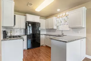 4804 Stingray Dr, Bay City, TX 77414 - Photo 12
