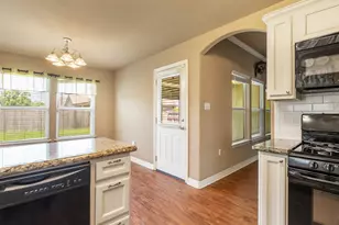 4804 Stingray Dr, Bay City, TX 77414 - Photo 16
