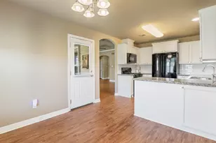 4804 Stingray Dr, Bay City, TX 77414 - Photo 10