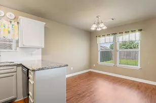4804 Stingray Dr, Bay City, TX 77414 - Photo 14