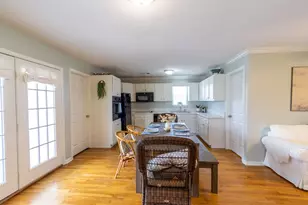 16721 Edward Teach Rd, Jamaica Beach, TX 77554 - Photo 8