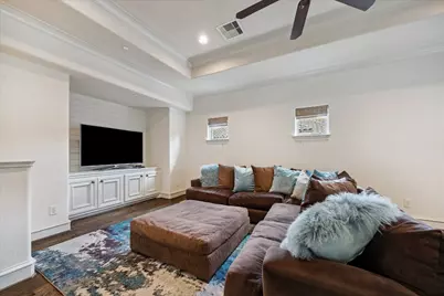 29 N Creekside Court, Spring Valley, TX 77055 - Photo 24