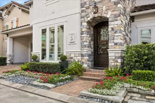 29 N Creekside Ct, Spring Valley, TX 77055 - Photo 2