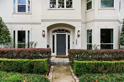 4525 Braeburn Drive, Bellaire, TX 77401 - Photo 2