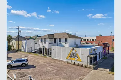 2115 Broadway Avenue J, Galveston, TX 77550 - Photo 1