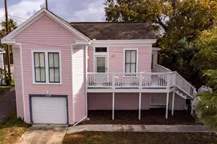 1114 12th St, Galveston, TX 77550 - Photo 24