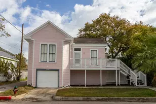 1114 12th St, Galveston, TX 77550 - Photo 24