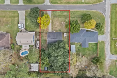 606 Lazy Lane, Anahuac, TX 77514 - Photo 32