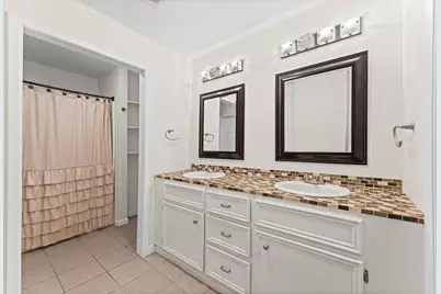606 Lazy Lane, Anahuac, TX 77514 - Photo 14