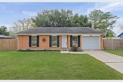 606 Lazy Lane, Anahuac, TX 77514 - Photo 38