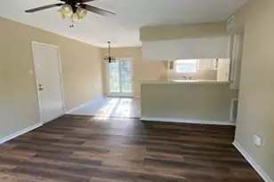 102 Libby Cir, Willis, TX 77378 - Photo 12