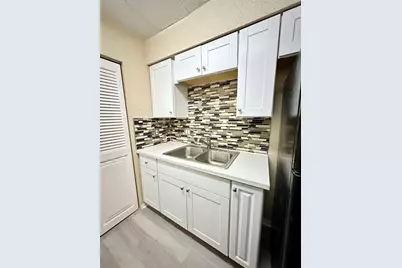 3630 Ocee Street, Houston, TX 77063 - Photo 6