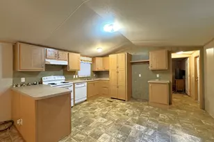 403 N Pitzer St, Colmesneil, TX 75938 - Photo 12