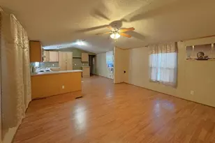 403 N Pitzer St, Colmesneil, TX 75938 - Photo 12