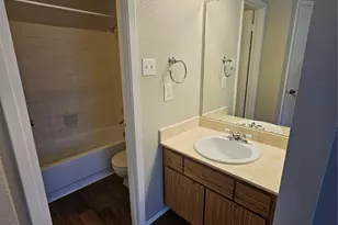 18800 Egret Bay Blvd, Webster, TX 77058 - Photo 8