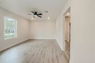 9226 Everglade Dr, Houston, TX 77078 - Photo 14