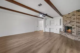 210 Ridgemont Dr, Alvin, TX 77511 - Photo 12
