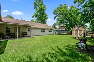 207 W Centre St, Brazoria, TX 77422 - Photo 28