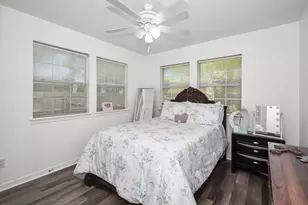 207 W Centre St, Brazoria, TX 77422 - Photo 22