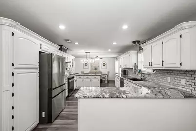 207 Centre Street, Brazoria, TX 77422 - Photo 12